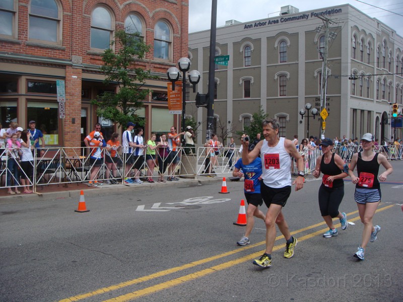 2013 D2A2 0404.JPG - 2013 Dexter to Ann Arbor Half Marathon
